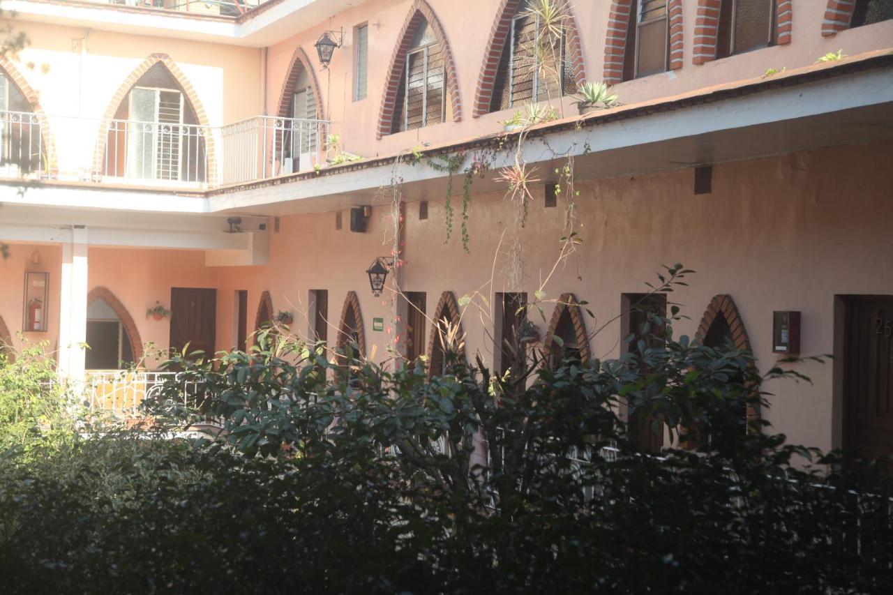 Hotel Iberia Cordoba Exterior photo